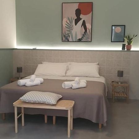 Casa Di Monique 1 Apartment Bari Luaran gambar