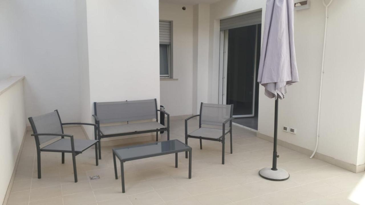 Casa Di Monique 1 Apartment Bari Luaran gambar