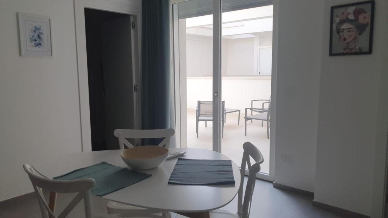 Casa Di Monique 1 Apartment Bari Luaran gambar