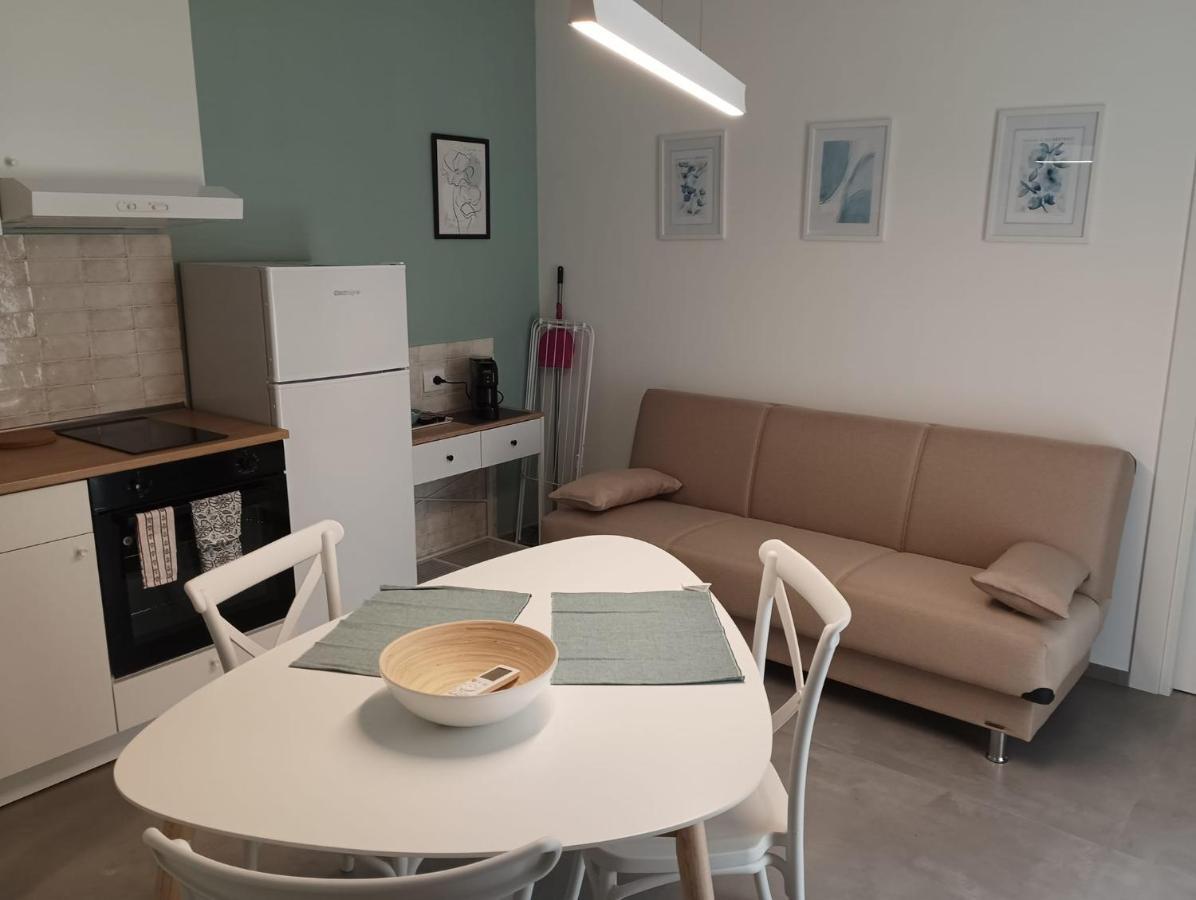 Casa Di Monique 1 Apartment Bari Luaran gambar
